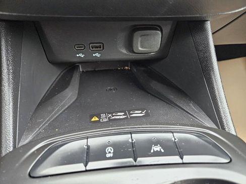 Certified 2024 Buick Envista Preferred w/ Convenience I Package image 29