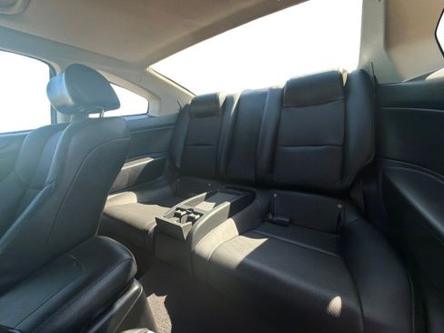 Used 2005 INFINITI G35 Coupe w/ (P01) Premium Pkg RWD image 12
