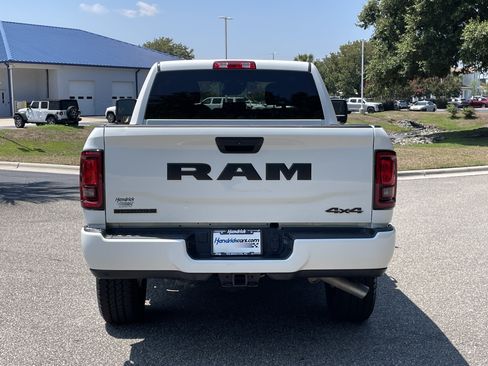 Used 2025 RAM 2500 Big Horn AWD/4WD image 8