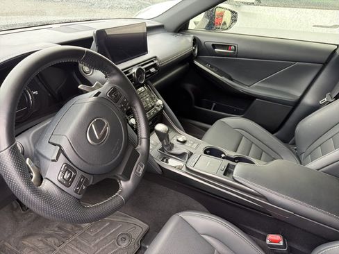 Used 2023 Lexus IS 500 w/ Accessory Package 2 image 11