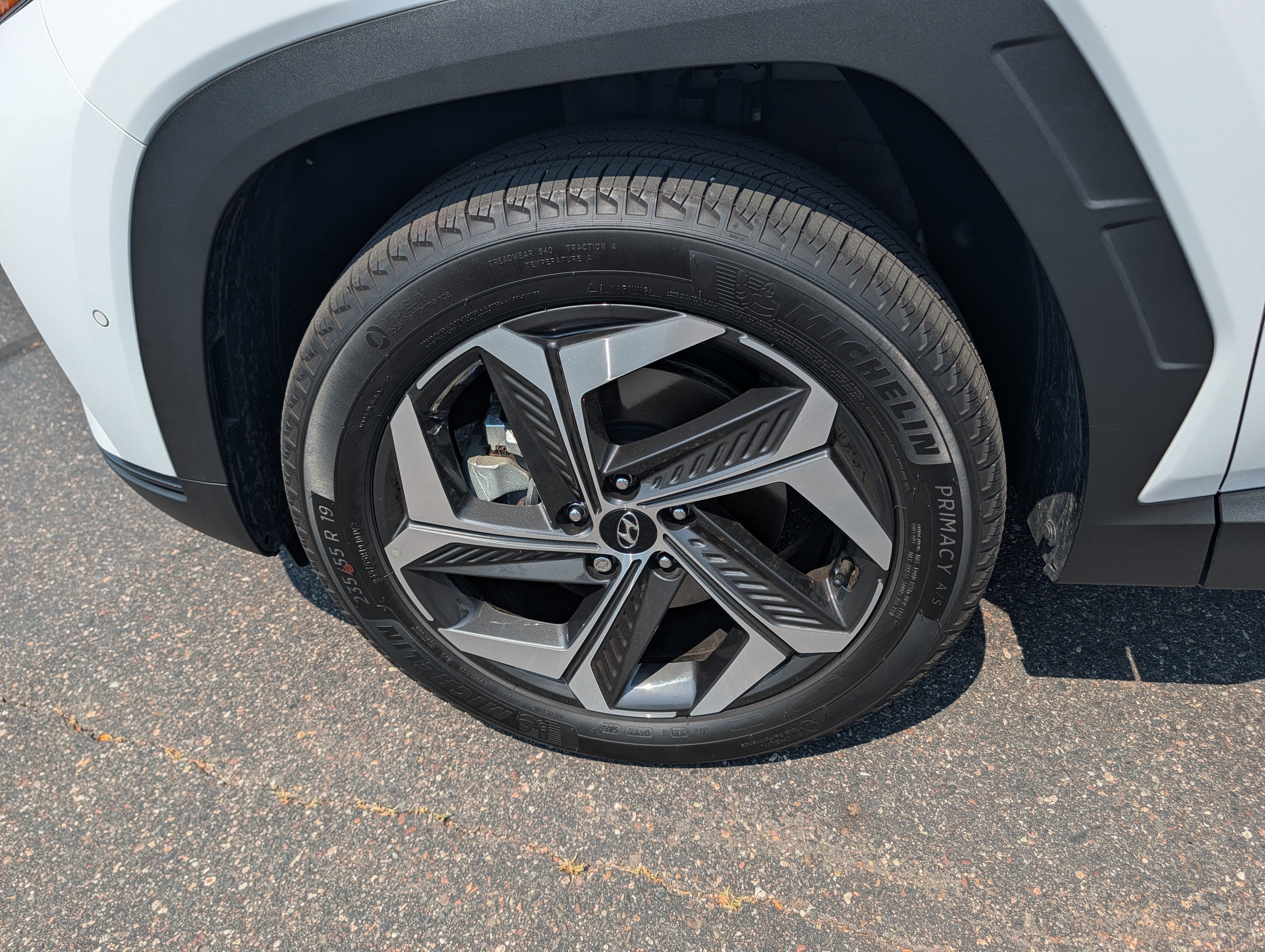 Used 2024 Hyundai Tucson Limited AWD/4WD image 9