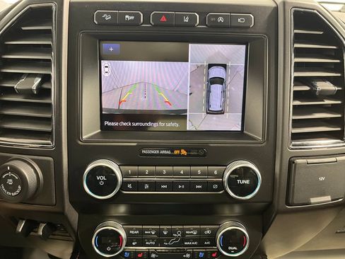 Used 2020 Ford Expedition Limited w/ Equipment Group 303A AWD/4WD image 26
