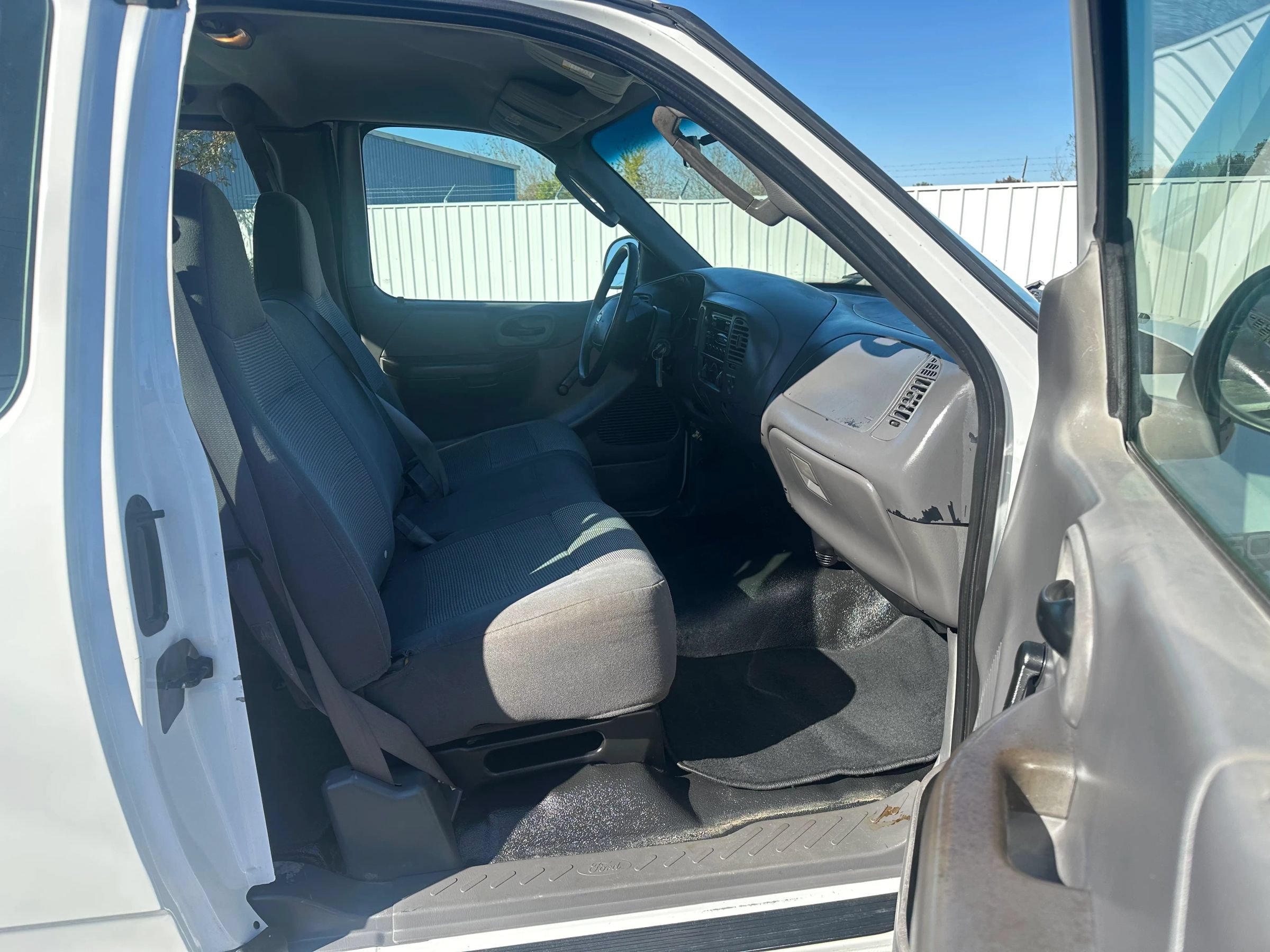Used 2003 Ford F150 XL RWD image 13