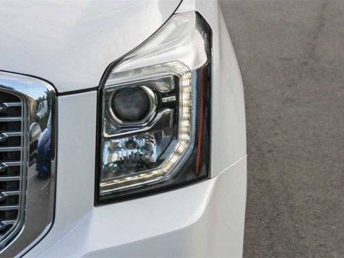 Used 2020 GMC Yukon Denali w/ Open Road Package image 5