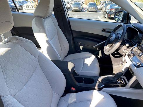 Certified 2025 Toyota Corolla Cross L image 20