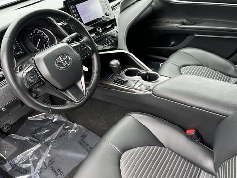 Certified 2023 Toyota Camry SE FWD image 9