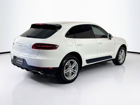 Used 2017 Porsche Macan AWD/4WD image 9
