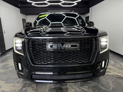 Used 2023 GMC Yukon Denali Ultimate image 7