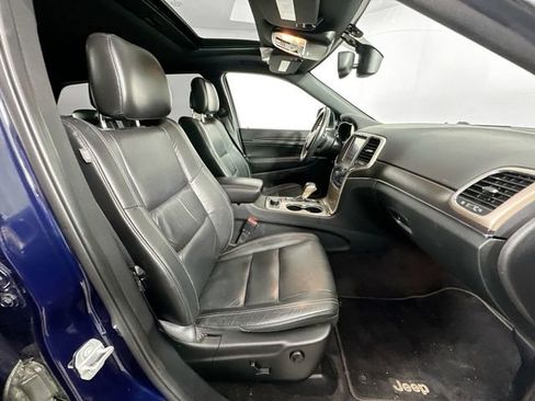 Used 2016 Jeep Grand Cherokee Limited AWD/4WD image 29