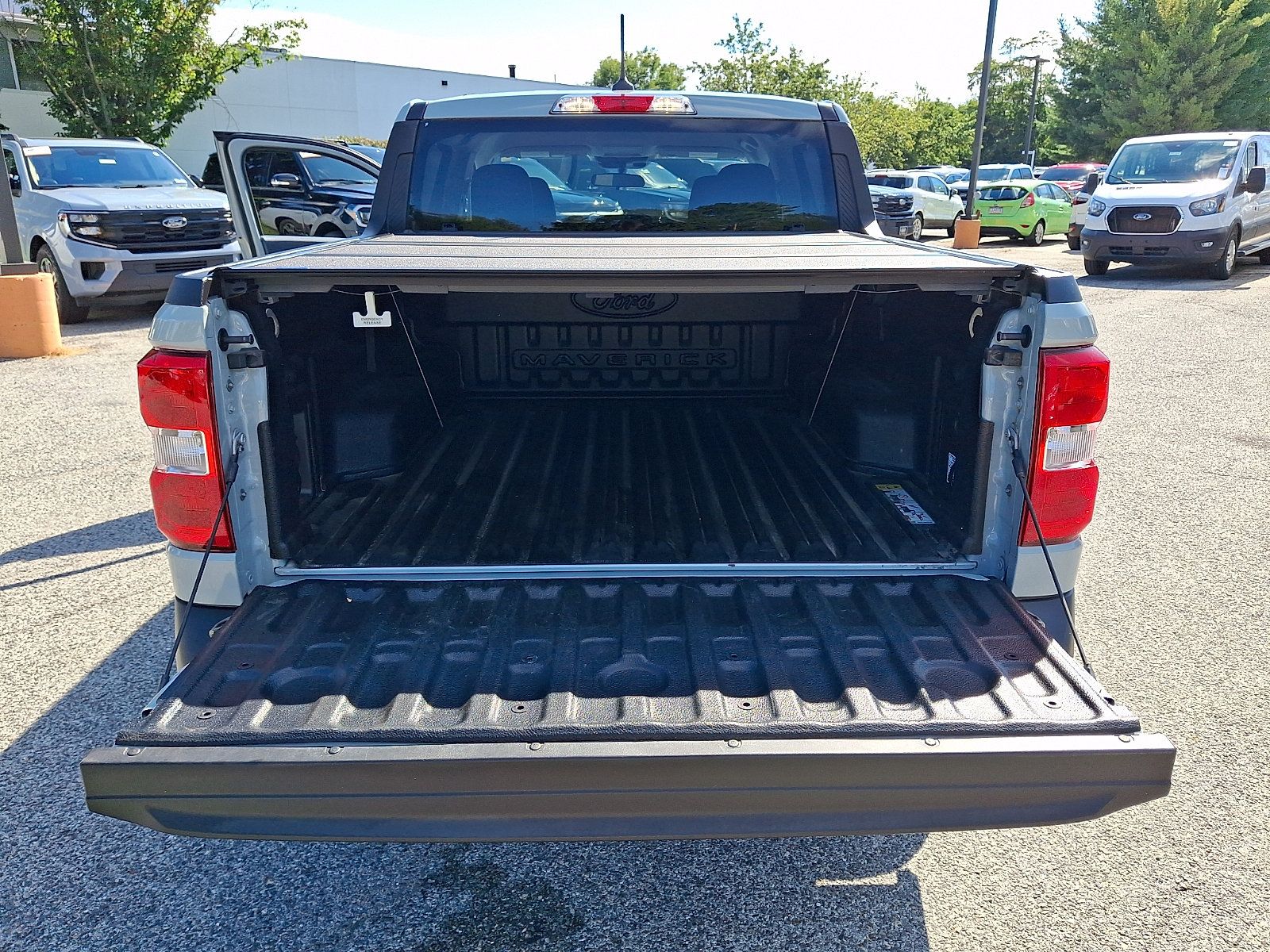 Certified 2024 Ford Maverick XLT w/ XLT Luxury Package FWD image 32