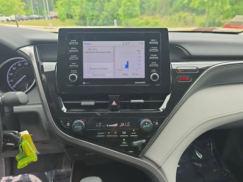 Certified 2024 Toyota Camry LE FWD image 21