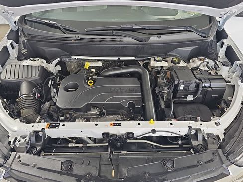 Certified 2024 Chevrolet Equinox LS w/ LS Convenience Package FWD image 35