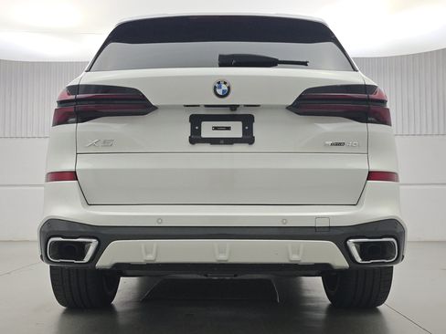 Used 2025 BMW X5 sDrive40i w/ M Sport Package RWD image 6