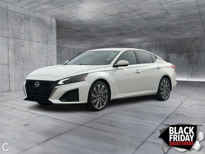 Used 2023 Nissan Altima 2.5 SL
