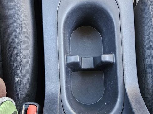 Used 2023 Toyota Corolla Cross LE image 19