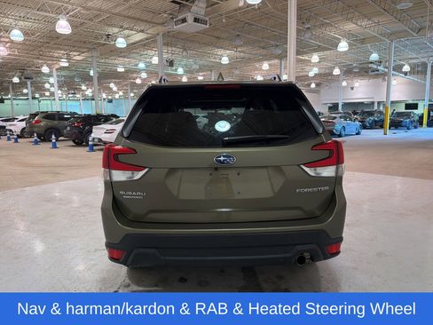 Used 2022 Subaru Forester Limited image 4