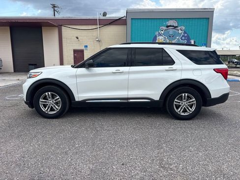 Used 2022 Ford Explorer XLT RWD image 6