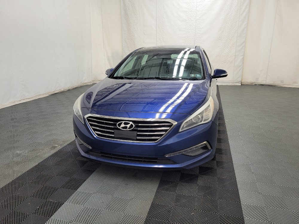 Used 2015 Hyundai Sonata Limited w/ Option Group 06 FWD image 15