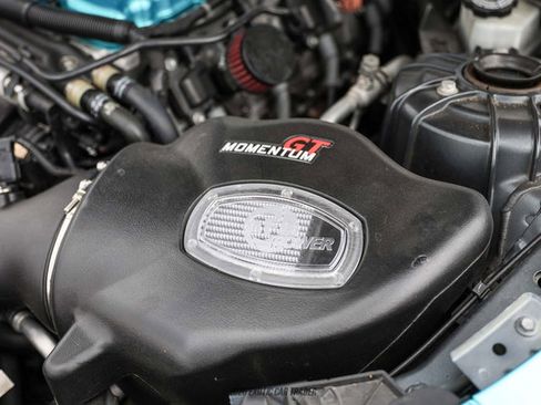 Used 2019 Chevrolet Camaro ZL1 RWD image 25