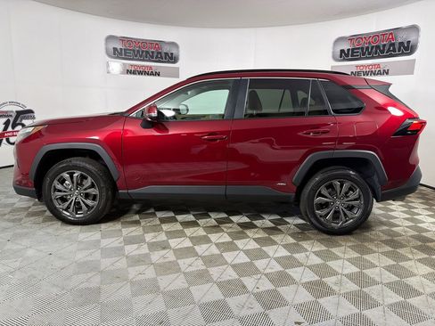 Used 2024 Toyota RAV4 XLE Premium w/ Weather Package AWD/4WD image 7