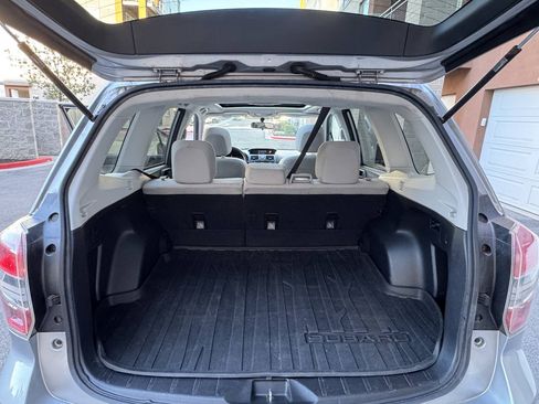 Used 2015 Subaru Forester 2.5i Premium w/ All-Weather Package AWD/4WD image 29