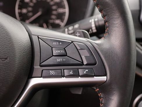 Used 2022 Nissan Altima 2.5 SR w/ Midnight Edition Package image 13