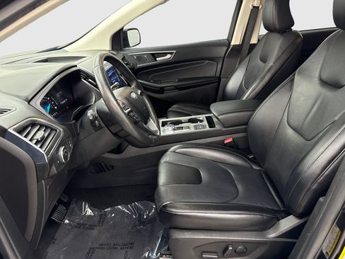 Used 2022 Ford Edge Titanium AWD/4WD image 17