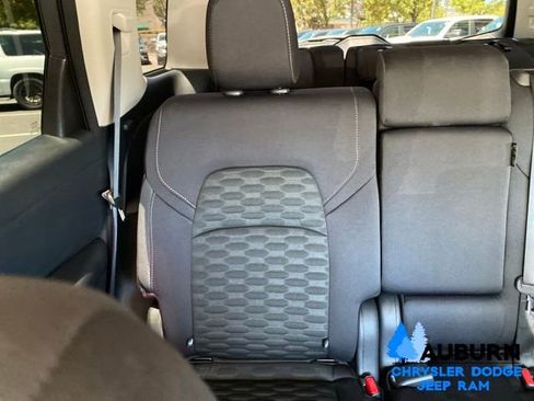 Used 2024 Nissan Pathfinder SV AWD/4WD image 25