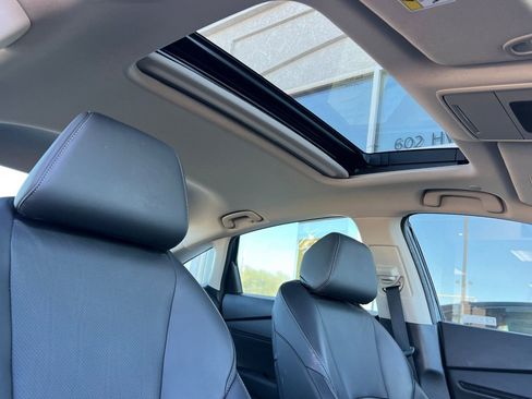 Used 2024 Honda Accord EX-L image 17