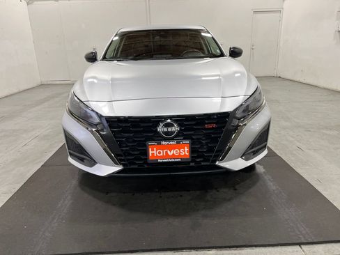 Used 2023 Nissan Altima 2.5 SR image 24