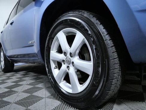 Used 2006 Toyota RAV4 Limited AWD/4WD image 2