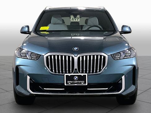 Used 2025 BMW X5 xDrive40i w/ Premium Package AWD/4WD image 3