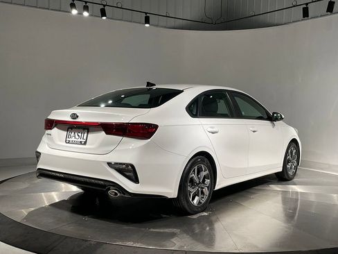 Used 2019 Kia Forte LXS image 11