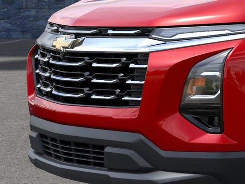 New 2026 Chevrolet Equinox LT w/ Safety and Technology Package FWD image 13