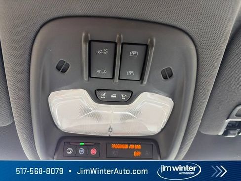 Used 2022 Chevrolet TrailBlazer ACTIV w/ Sun and Liftgate Package AWD/4WD image 28