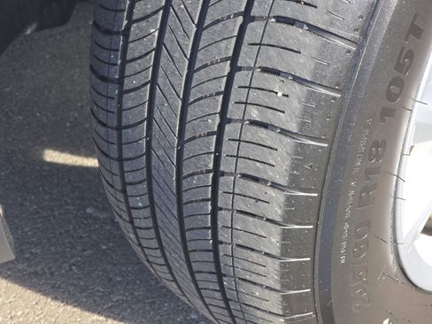 Used 2018 Volkswagen Atlas Launch Edition image 11