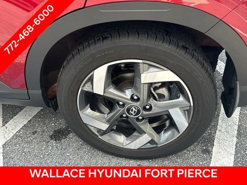 Used 2023 Hyundai Venue Limited w/ Cargo Package FWD image 11