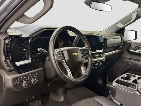 Used 2024 Chevrolet Silverado 1500 LT AWD/4WD image 18