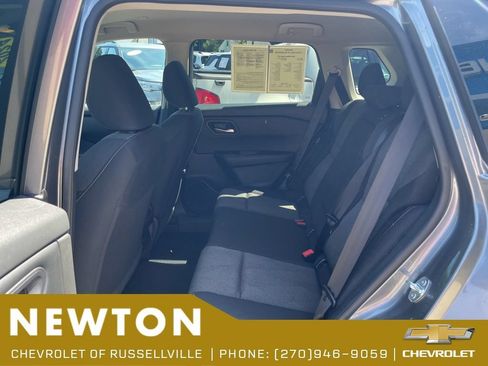Used 2024 Nissan Rogue SV AWD/4WD image 34