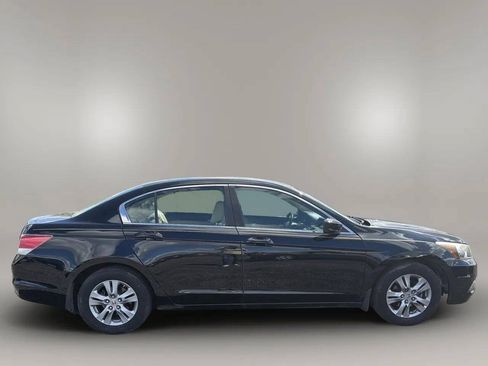 Used 2011 Honda Accord SE image 8