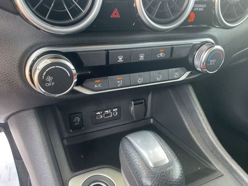 Used 2025 Nissan Sentra SV FWD image 24
