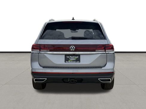 New 2026 Volkswagen Atlas SE image 6