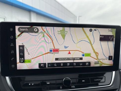 Used 2024 Nissan Altima 2.5 SV w/ SV Premium Package image 15