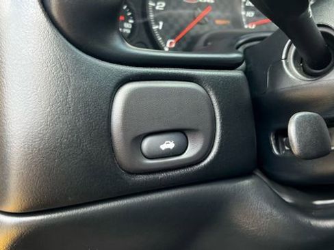 Used 2003 Chevrolet Corvette Z06 w/ Memory Package, 3 Drivers image 74