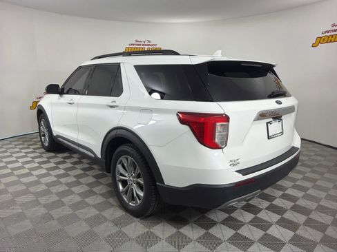 Used 2022 Ford Explorer XLT w/ Equipment Group 202A RWD image 3
