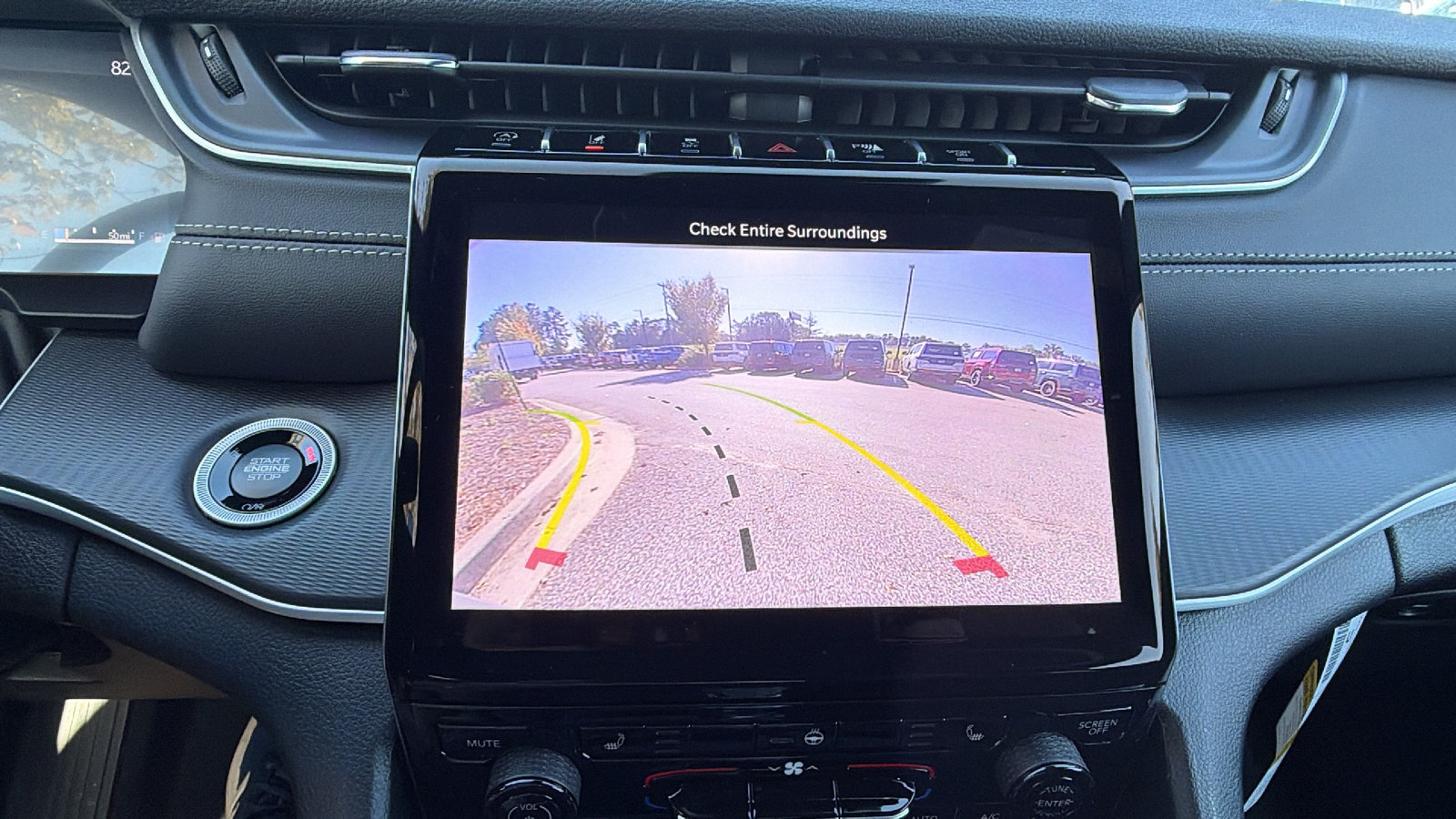 New 2027 Jeep Grand Cherokee Laredo X AWD/4WD image 28