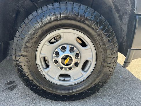 Used 2020 Chevrolet Silverado 2500 W/T w/ WT Convenience Package image 18