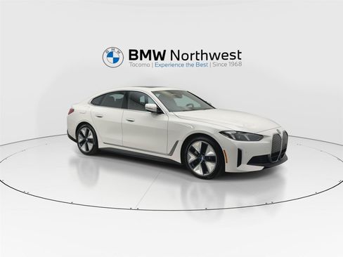 Used 2025 BMW i4 xDrive40i w/ Premium Package AWD/4WD image 6