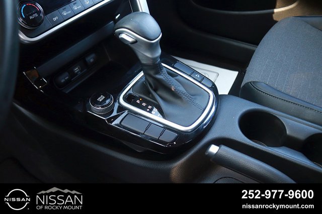 Used 2023 Kia Seltos S w/ Navigation Package FWD image 19