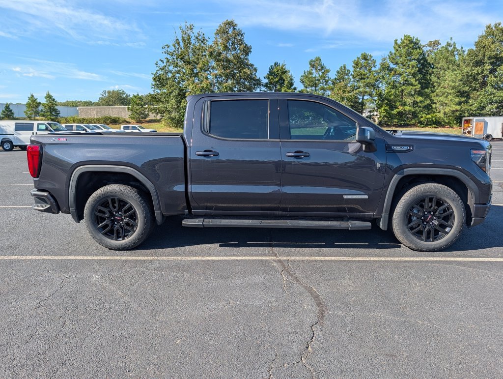 Used 2024 GMC Sierra 1500 Elevation w/ Elevation Premium Package AWD/4WD image 23